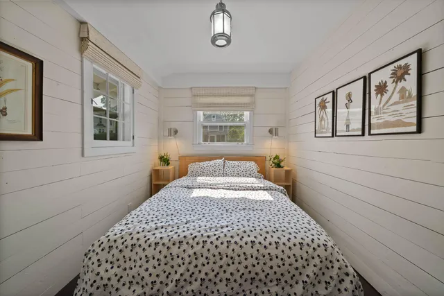 $1,650 | 163 North Lakeshore Drive, Fontana, WI 53125