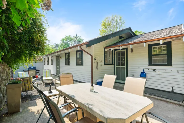 $1,650 | 163 North Lakeshore Drive, Fontana, WI 53125