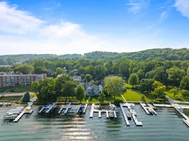 $1,650 | 163 North Lakeshore Drive, Fontana, WI 53125