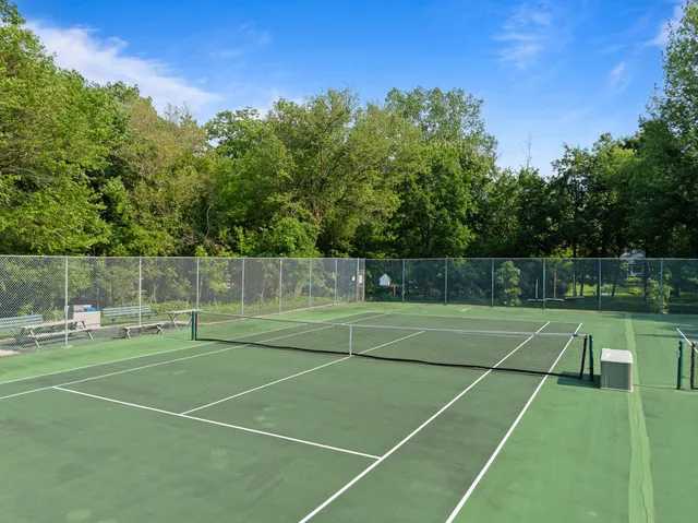 $1,650 | 163 North Lakeshore Drive, Fontana, WI 53125