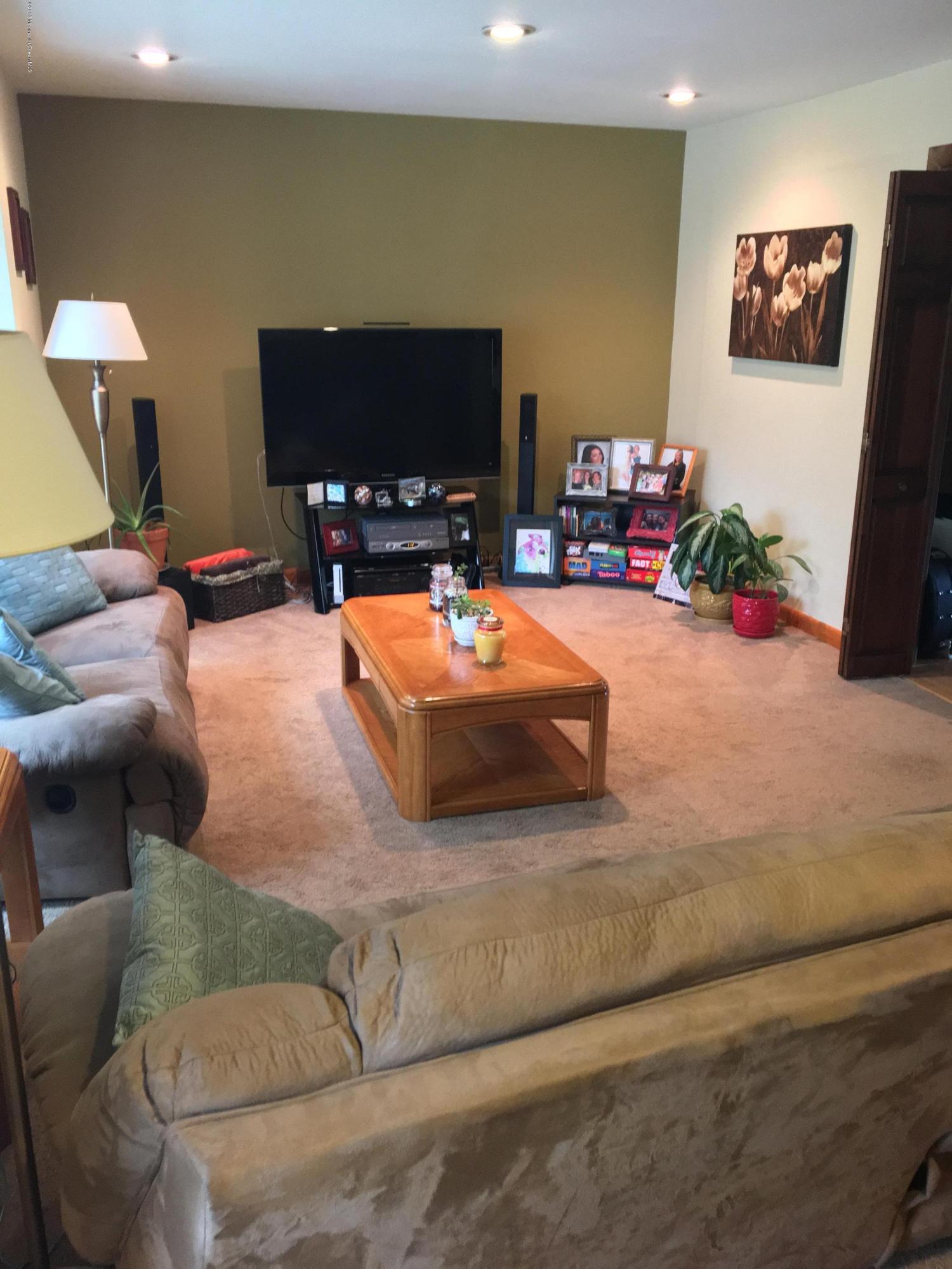 363 Bolton Road East Windsor, NJ 08520 - Photo 2 of 14 living room