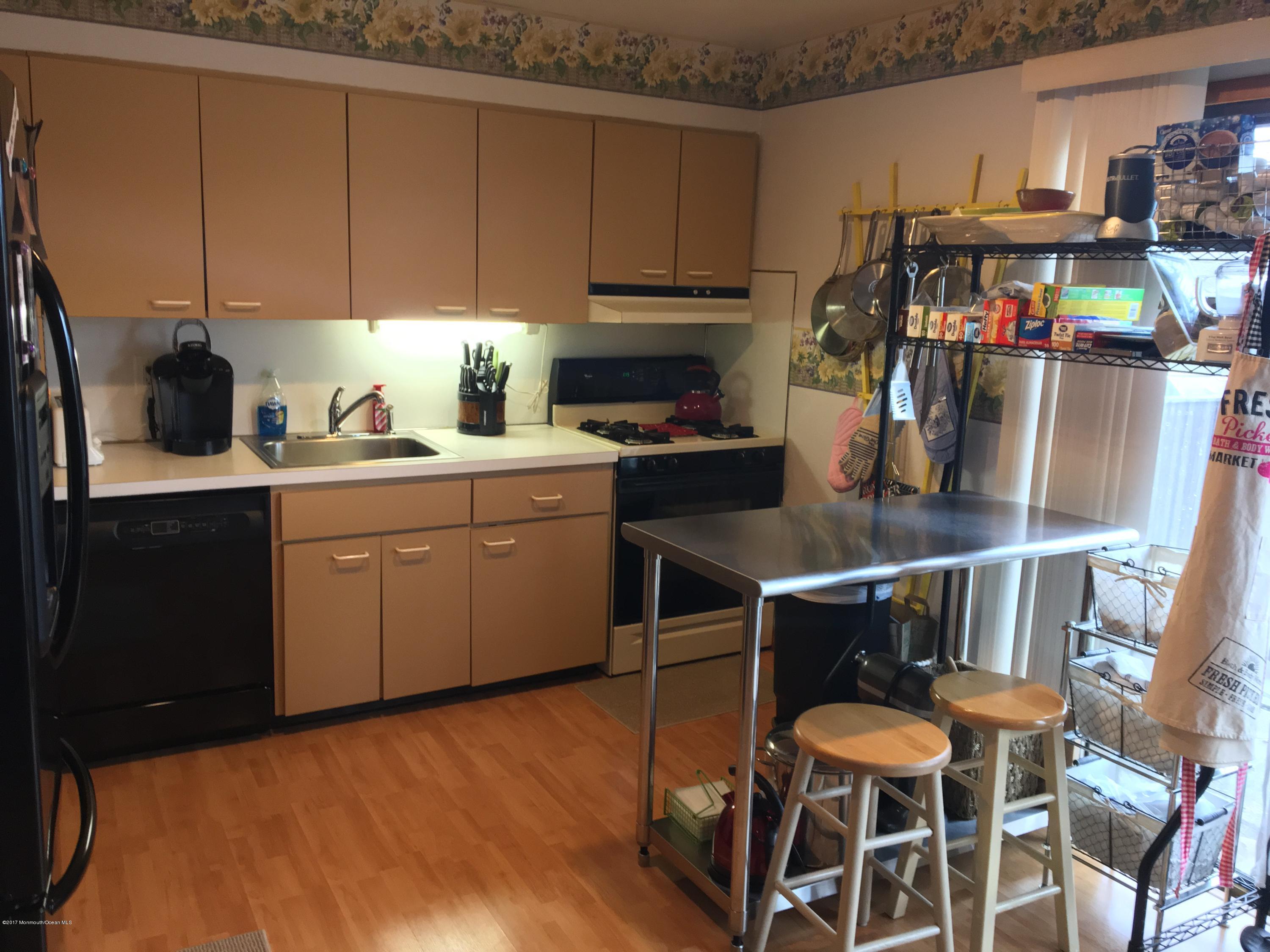 363 Bolton Road East Windsor, NJ 08520 - Photo 5 of 14 kitchen