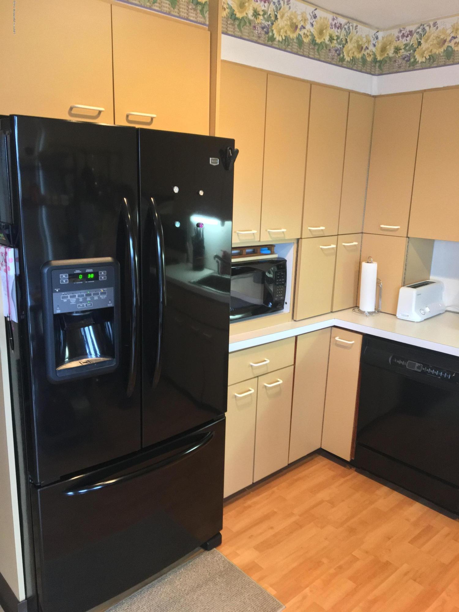 363 Bolton Road East Windsor, NJ 08520 - Photo 6 of 14 kitchen