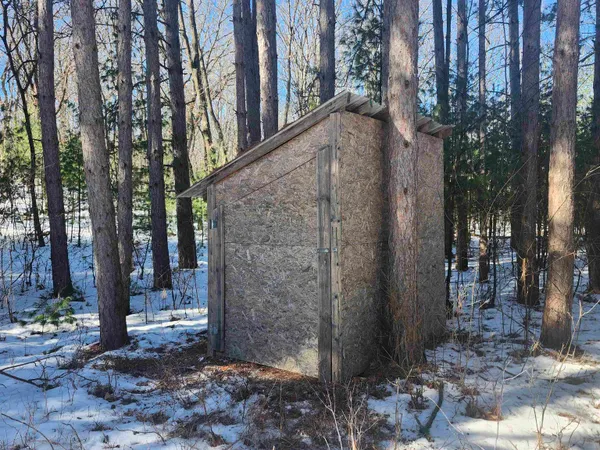 $75,000 | N3011 11th Drive, Hancock, WI 54943