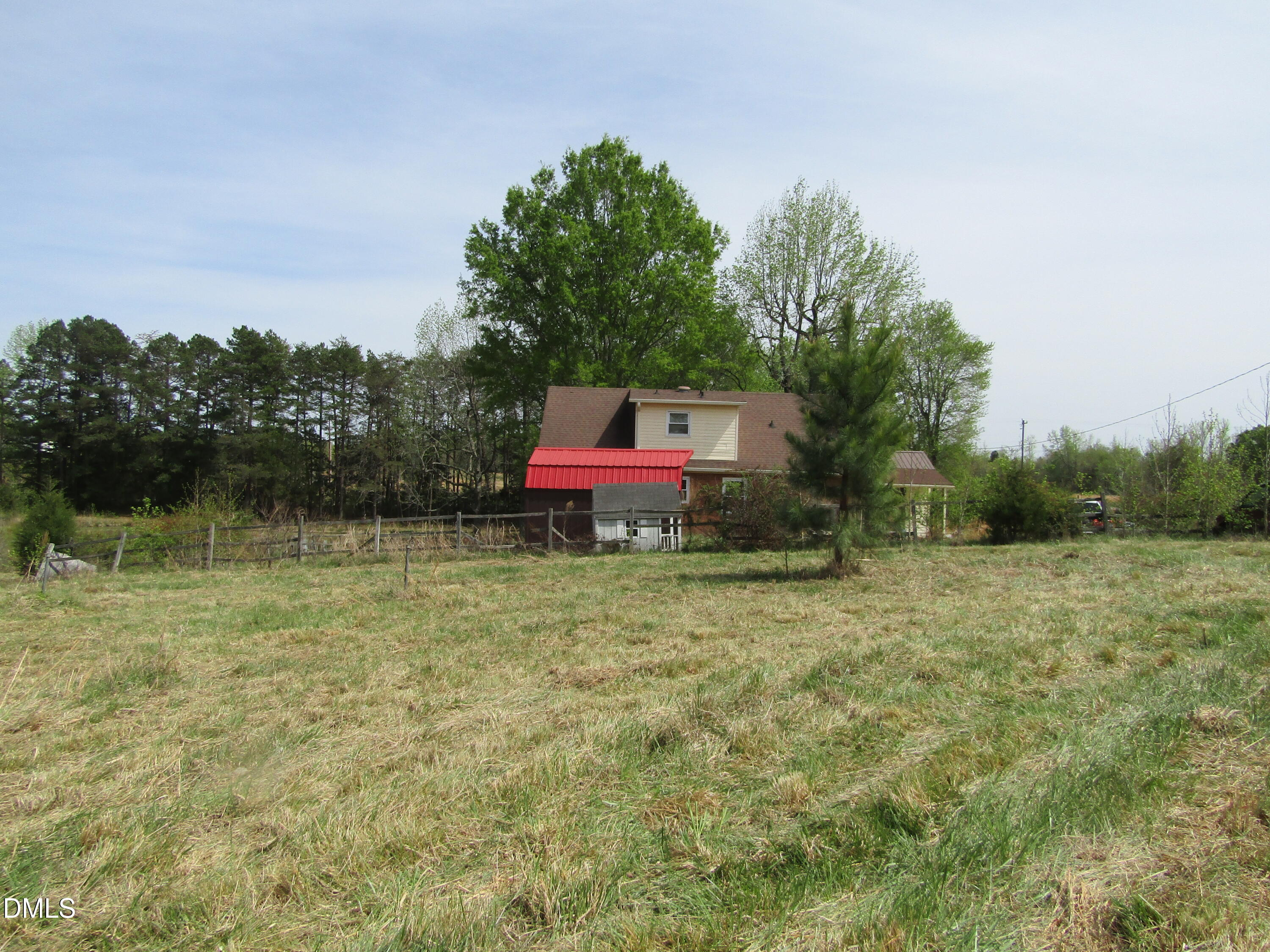 5950 Union Ridge Road Burlington, NC 27217 - Photo 5 of 24 a front view of a house with a yard