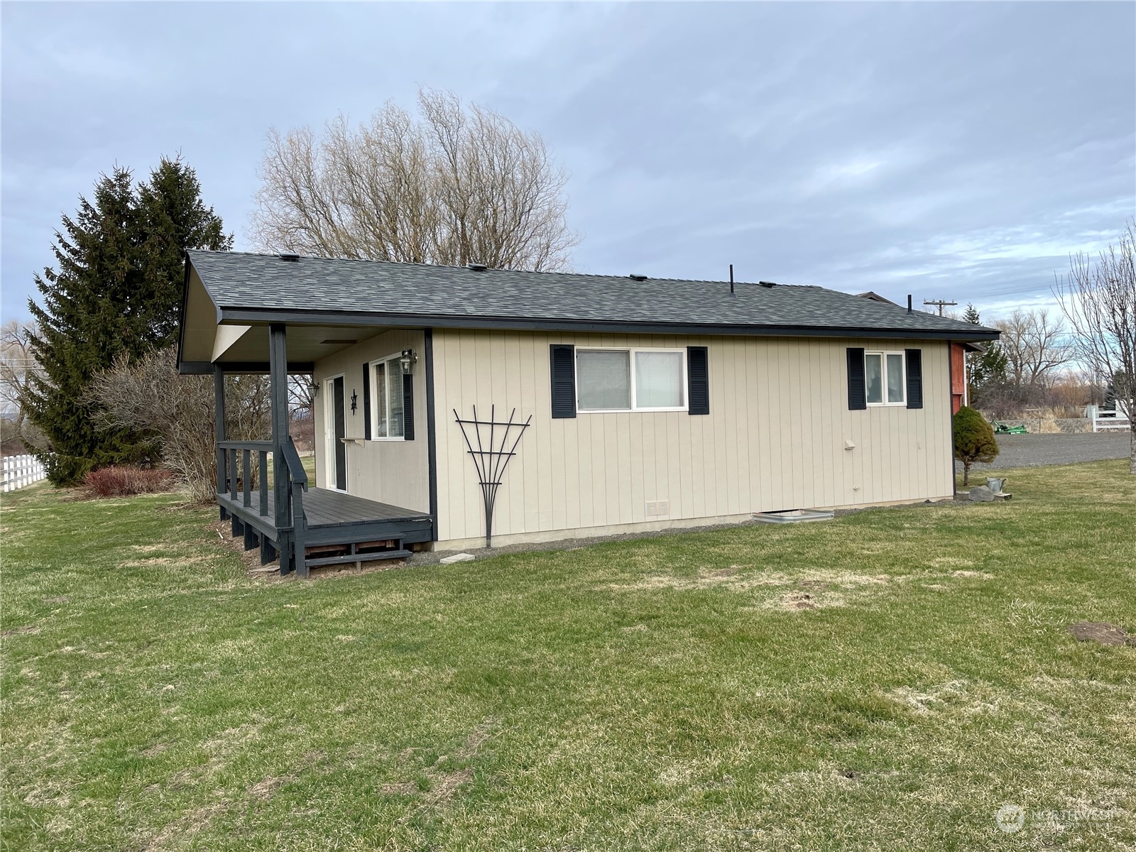 60 Watson Road Ellensburg, WA 98926 - Photo 3 of 29 Gallery Image 3