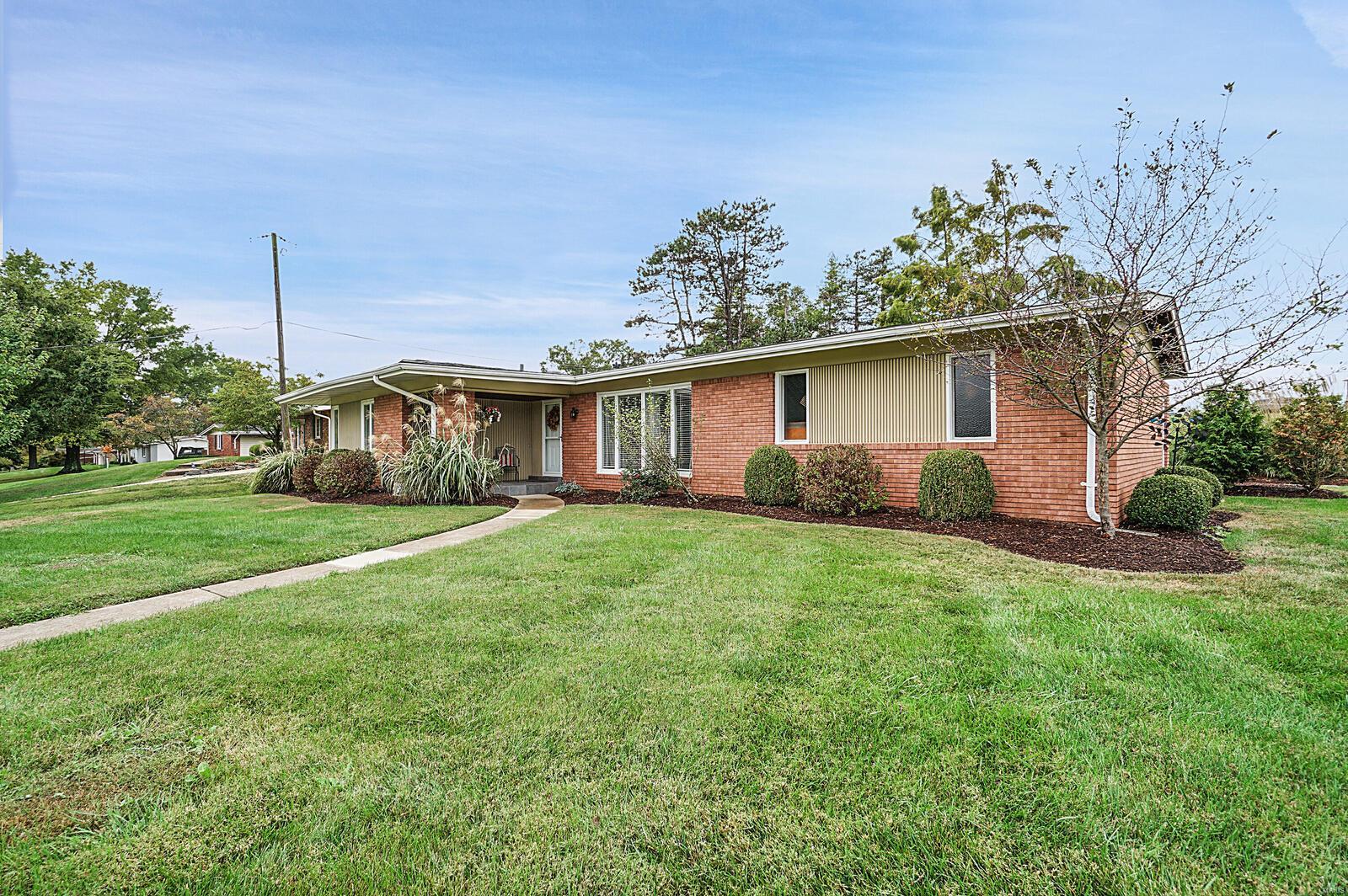 15362 Clayton Road Ballwin, MO 63011 - Photo 22 of 22 Gallery Image 22