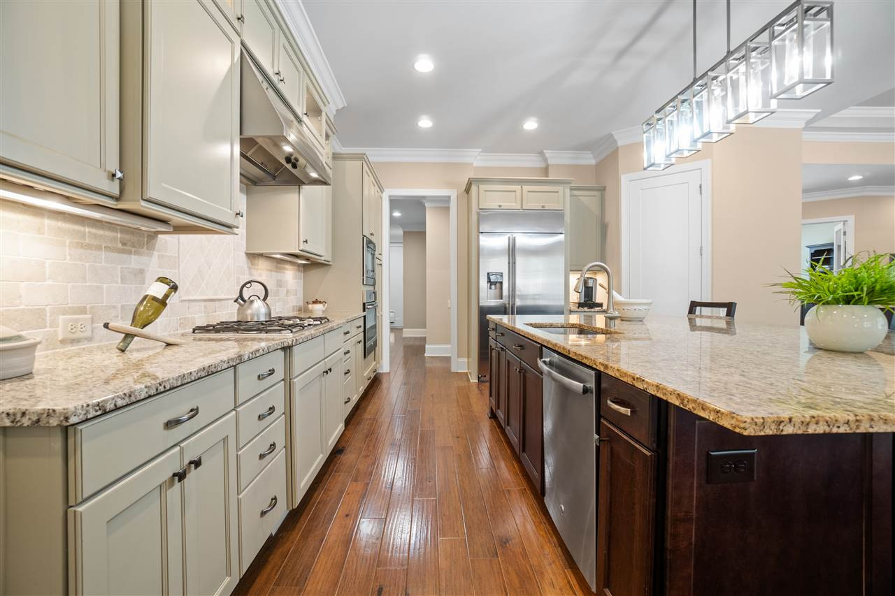 Custom Cabinetry & High End Appliances