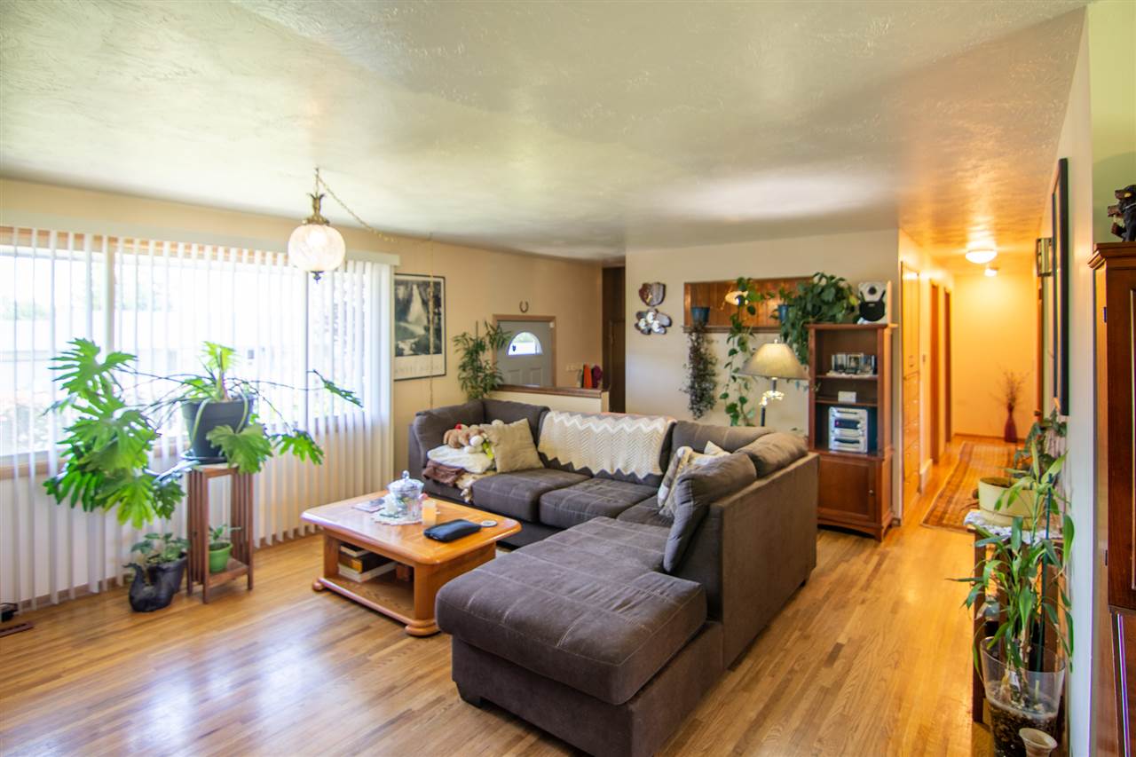 1222 North Vista Road Spokane Valley, WA 99212 - Photo 2 of 20 Gallery Image 2
