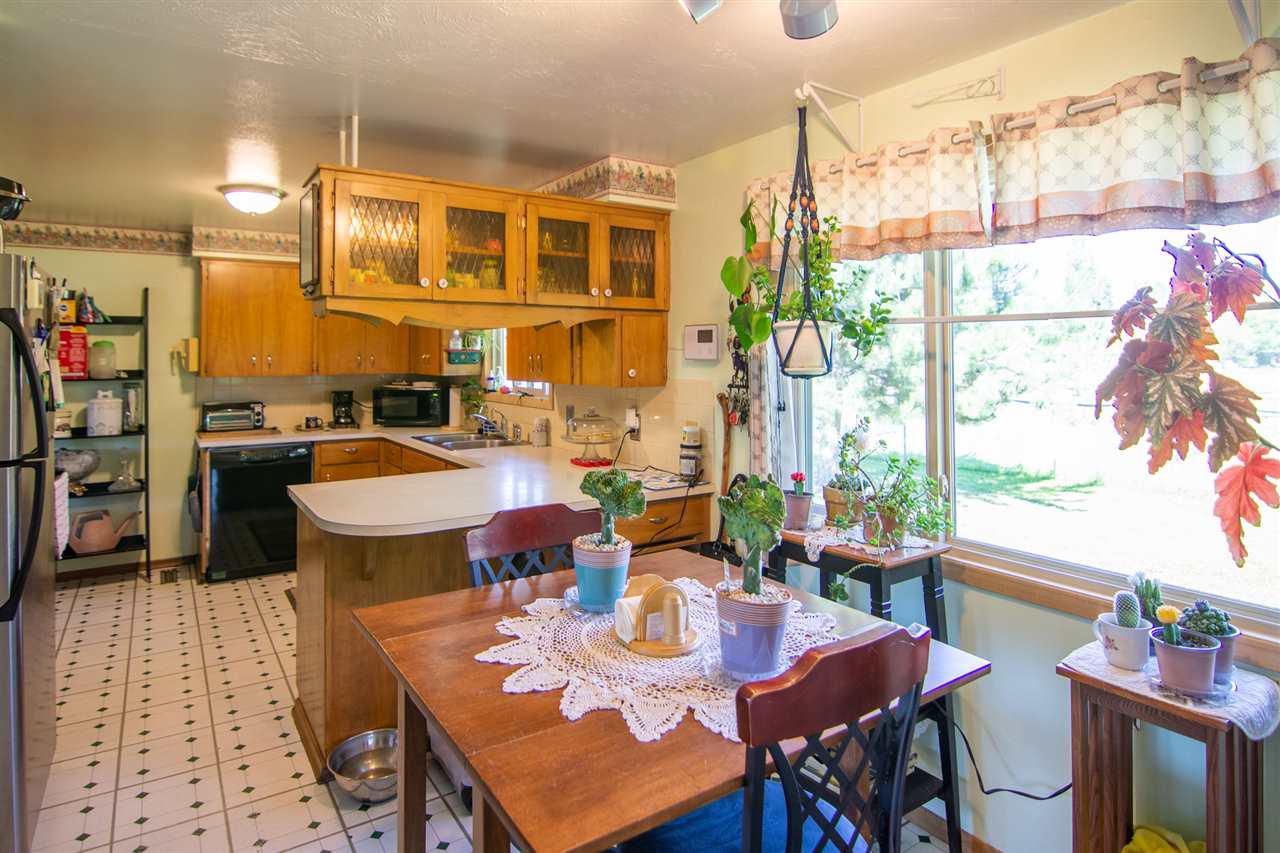 1222 North Vista Road Spokane Valley, WA 99212 - Photo 6 of 20 Gallery Image 6