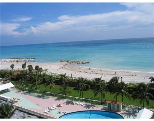 2899 Collins Avenue, Unit 1114 Miami Beach, FL 33140 - Photo 5 of 22 a view of a lake with beach and city view