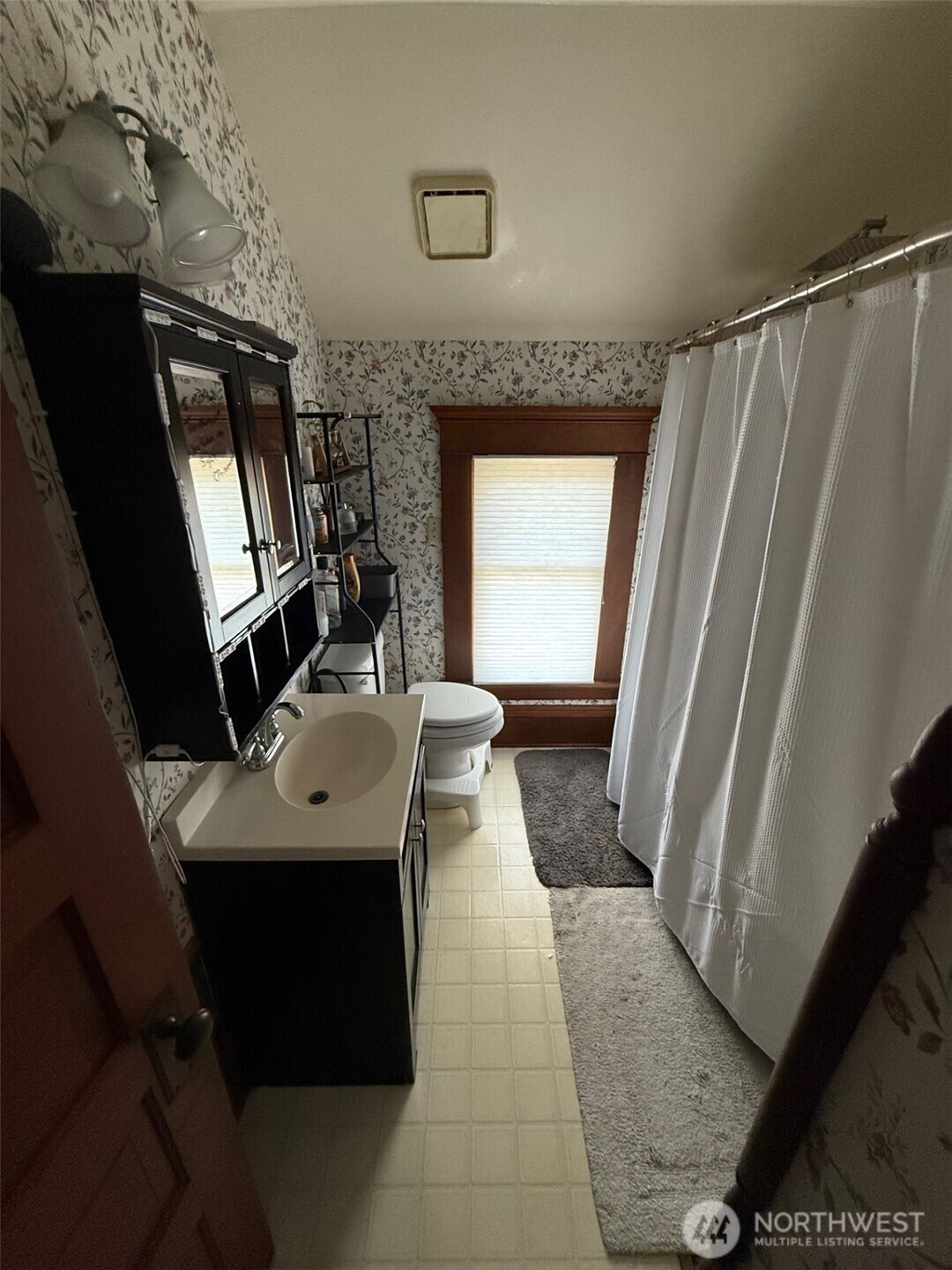 2870 East Bakerview Road Bellingham, WA 98226 - Photo 13 of 28