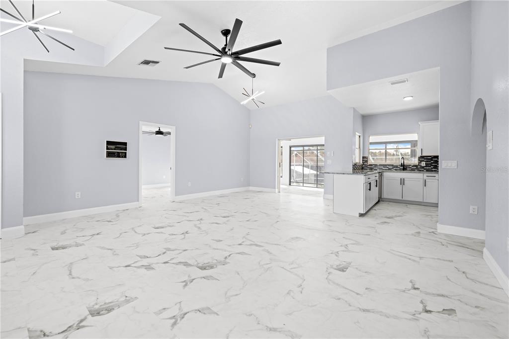 13124 Lawrence Street Spring Hill, FL 34609 - Photo 10 of 50