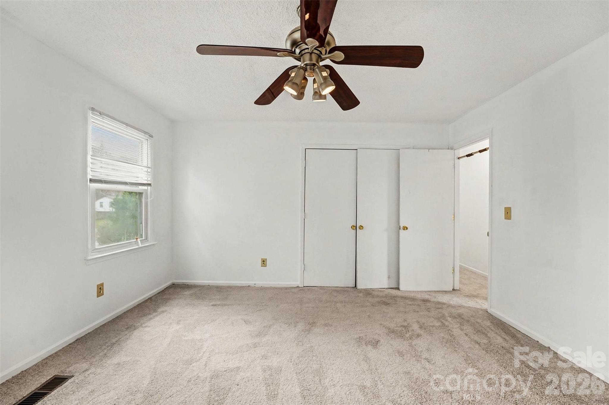 5609 Beaconsfield Road Charlotte, NC 28214 - Photo 17 of 33