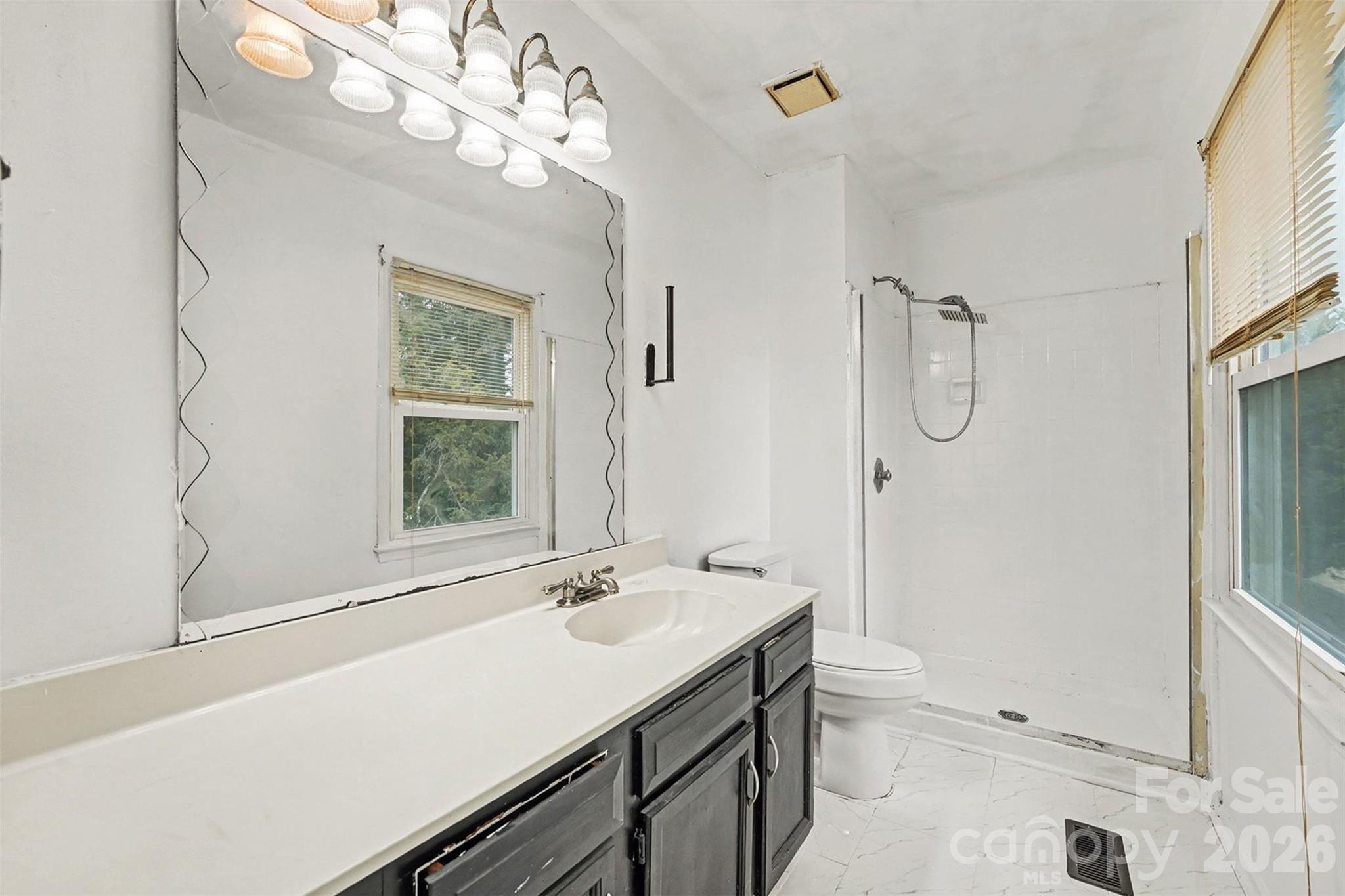 5609 Beaconsfield Road Charlotte, NC 28214 - Photo 18 of 33