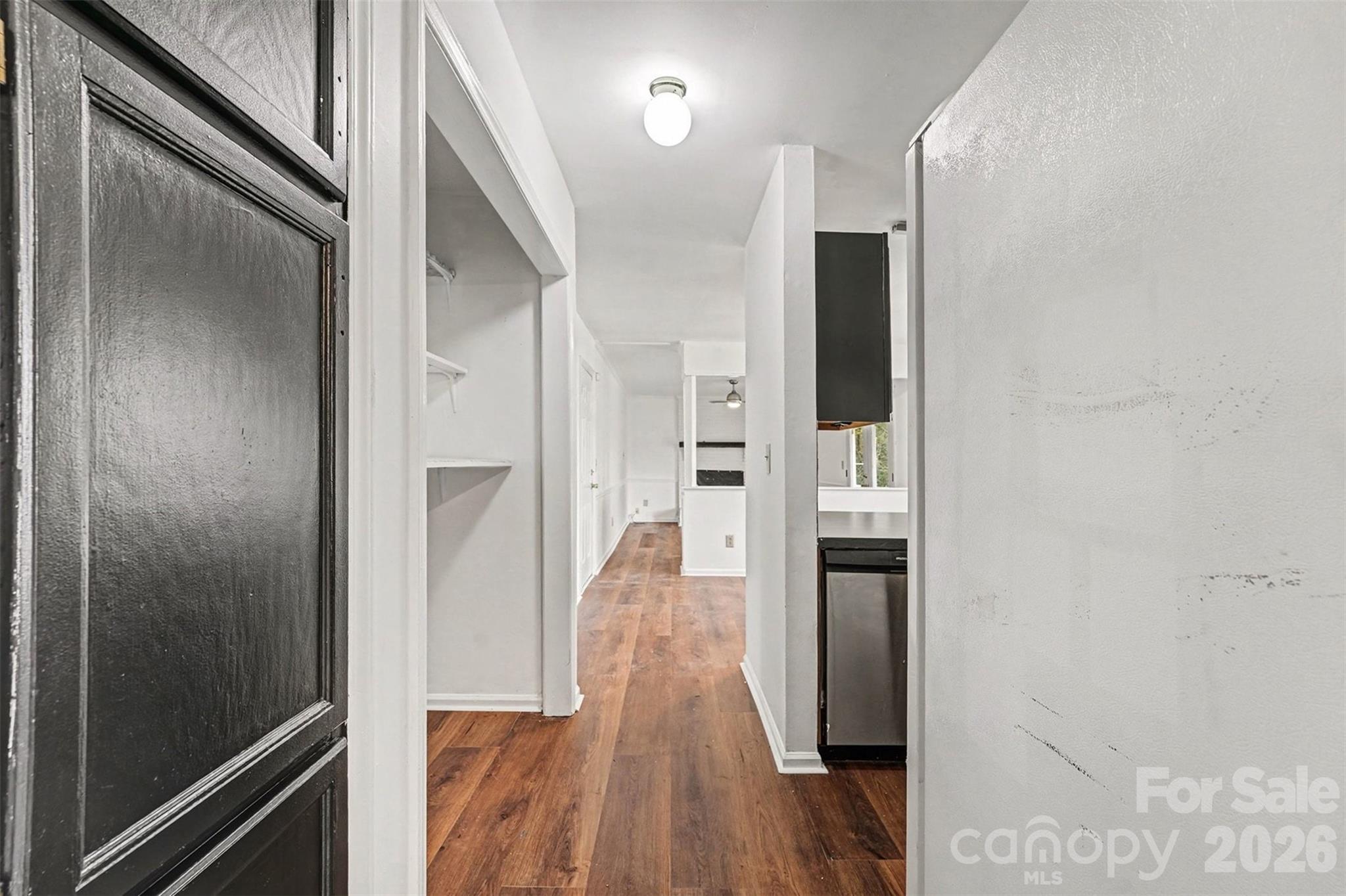 5609 Beaconsfield Road Charlotte, NC 28214 - Photo 5 of 33