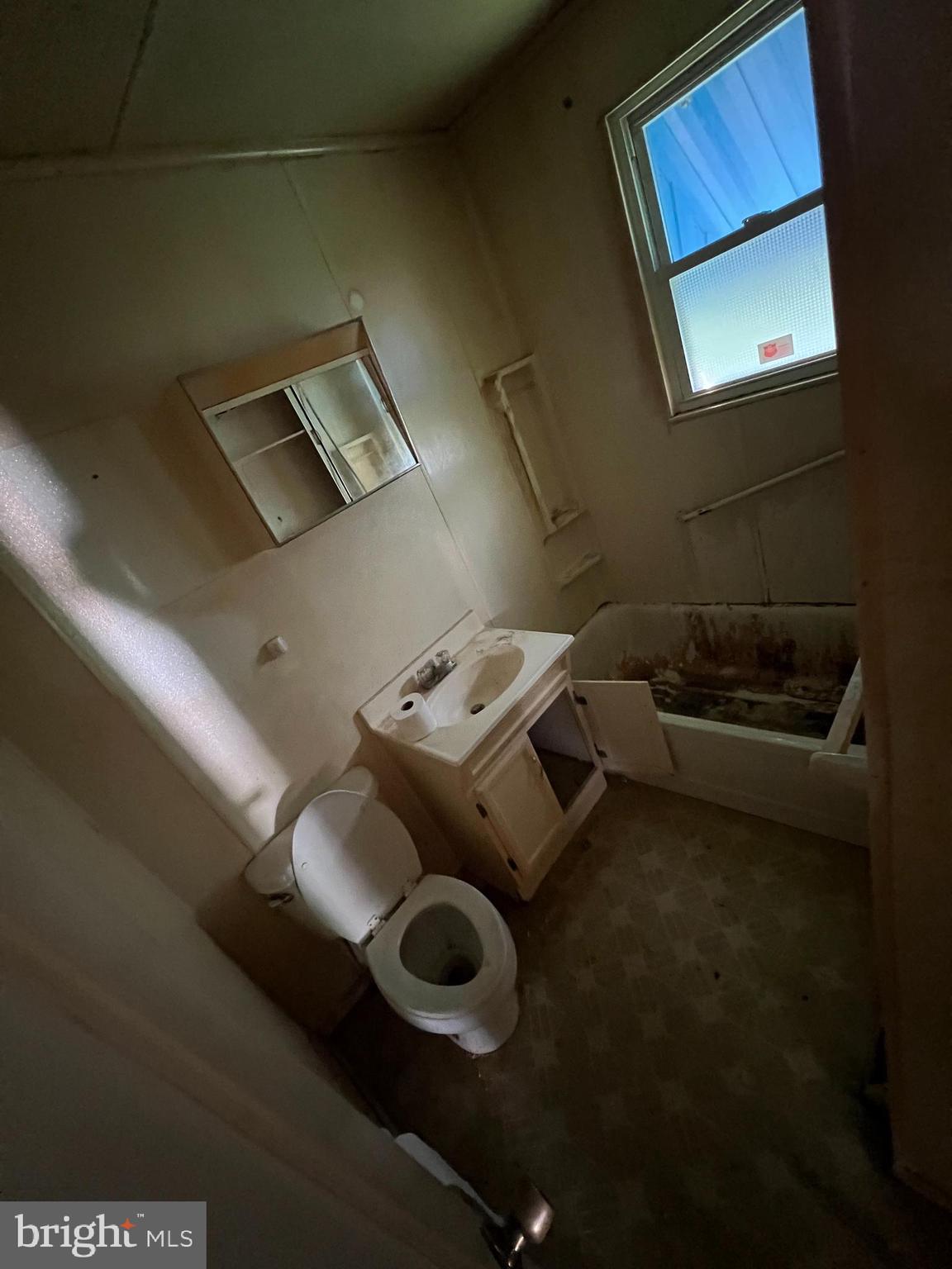 4927 Wilbur Avenue Baltimore, MD 21205 - Photo 14 of 18