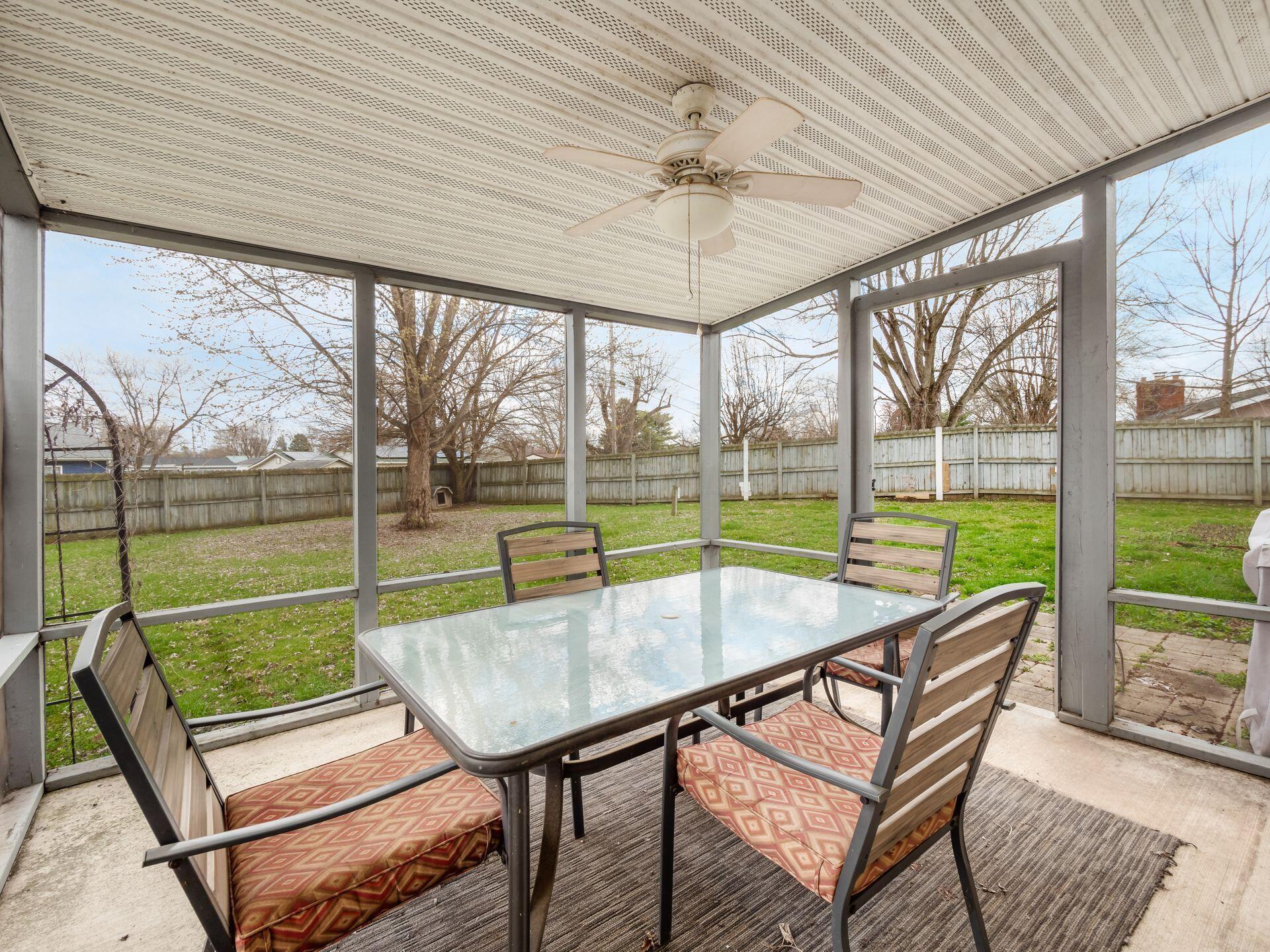 5041 Cook Road Ashville, OH 43103 - Photo 27 of 43 Screened In Patio