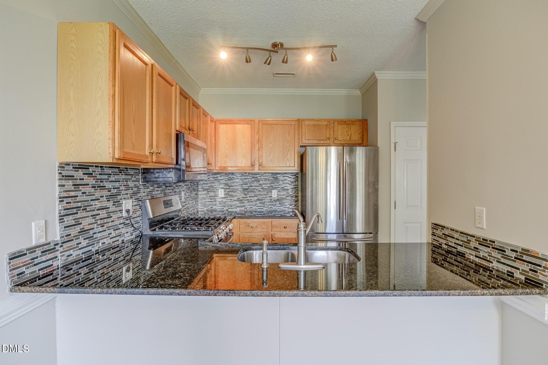 4636 Vendue Range Drive Raleigh, NC 27604 - Photo 11 of 34 4636-Vendue-Range-13