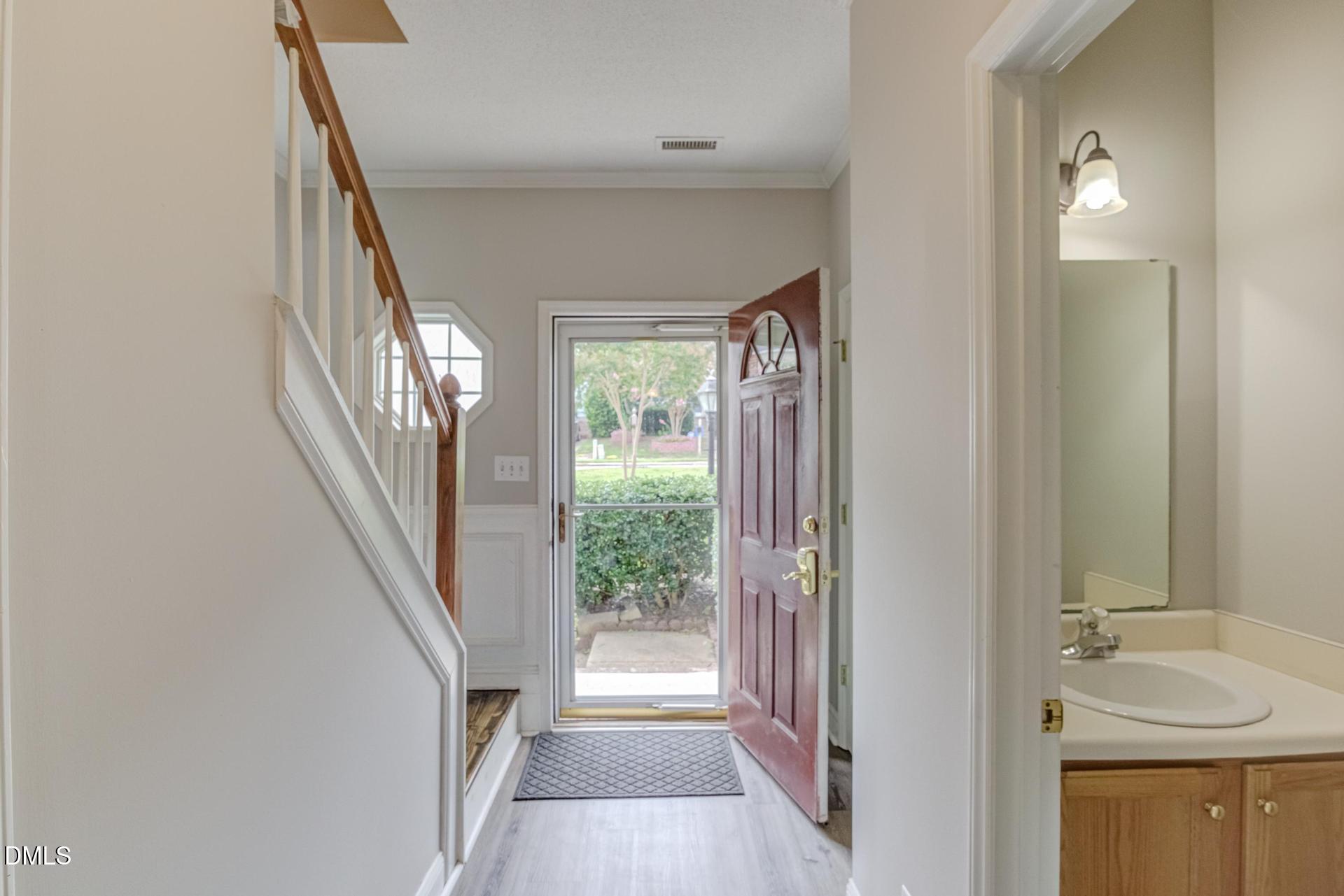 4636 Vendue Range Drive Raleigh, NC 27604 - Photo 4 of 34 4636-Vendue-Range-6
