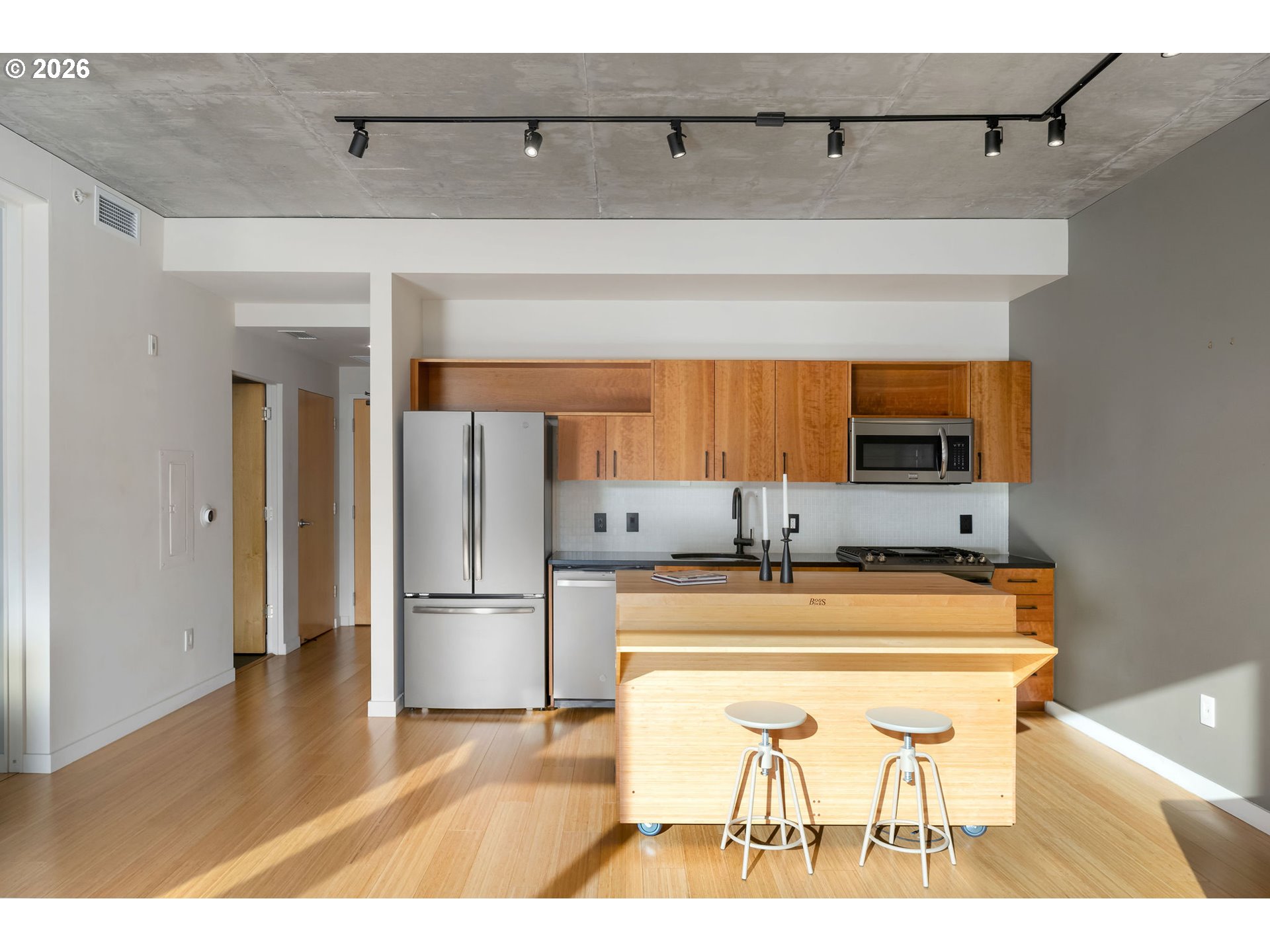 1234 Southwest 18th Avenue, Unit 407 Portland, OR 97205 - Photo 10 of 30