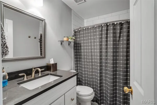 $635,000 | 2088 Avalon Ridge Circle, Fenton, MO 63026