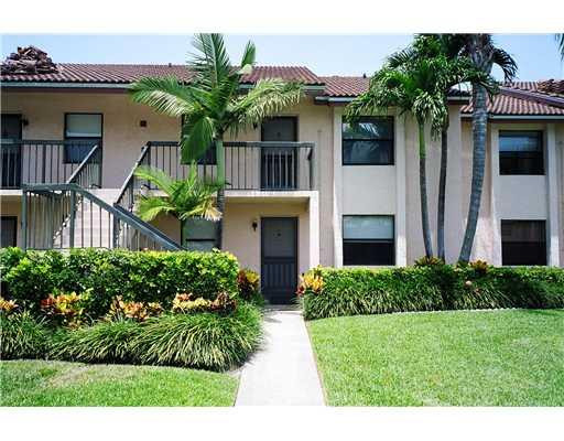 22053 Palms Way, Unit 1020 Boca Raton, FL 33433 - Photo 1 of 1 Exterior Front