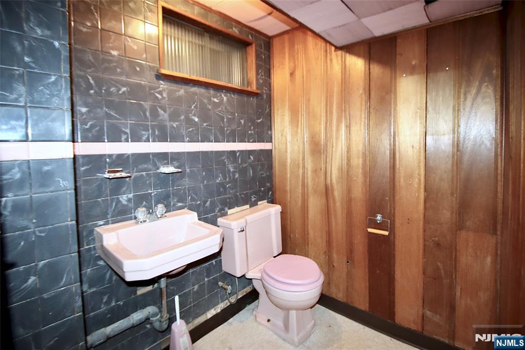 16-30 Saddle River Road Fair Lawn, NJ 07410 - Photo 11 of 15