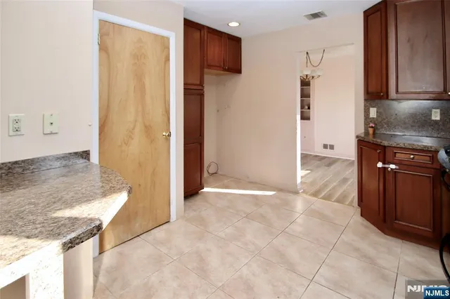 $599,900 | 16-30 Saddle River Road, Fair Lawn, NJ 07410