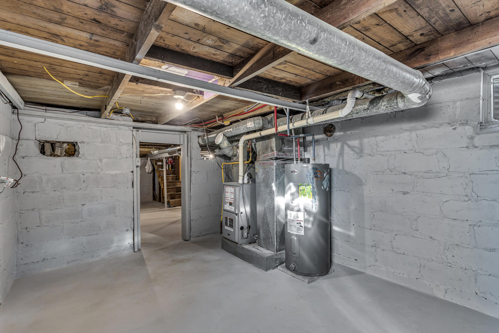 323 Sycamore Street Jackson, MI 49201 - Photo 22 of 31 0N0A9426