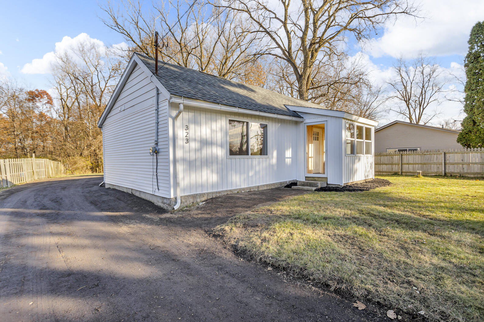 323 Sycamore Street Jackson, MI 49201 - Photo 25 of 31 0N0A9438