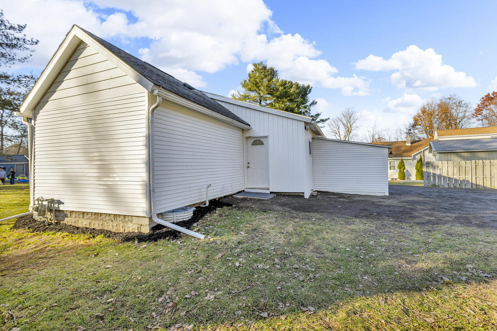 323 Sycamore Street Jackson, MI 49201 - Photo 28 of 31 0N0A9447