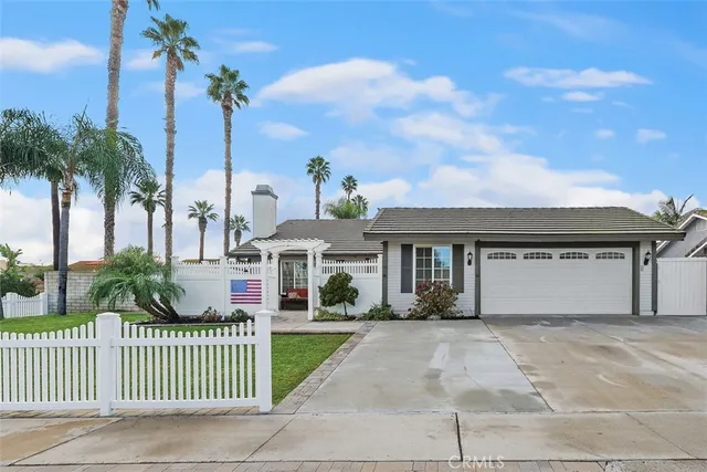 $795,000 | 896 Monarch Drive, Corona, CA 92879