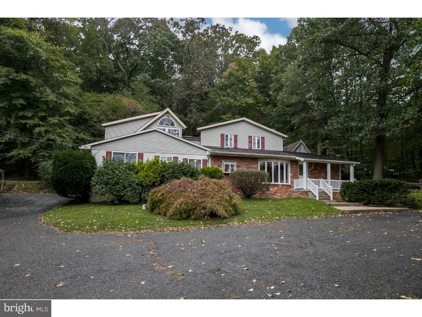 2455 Harmonyville Road Elverson, PA 19520 - Photo 5 of 22 Gallery Image 5