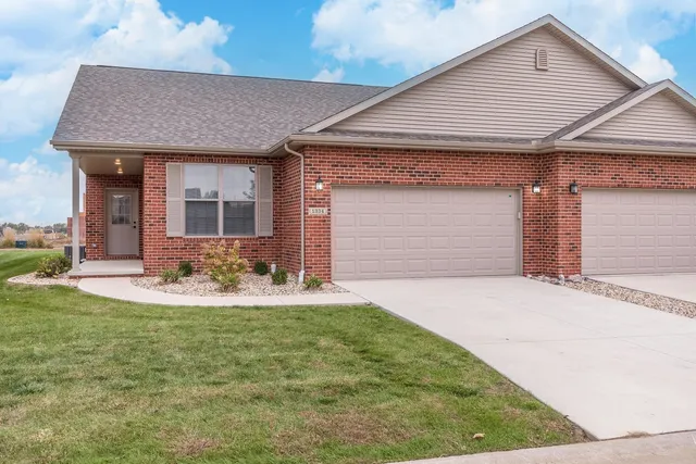 $345,000 | 1334 Monterey Pine Drive, Unit 1334, Normal, IL 61761
