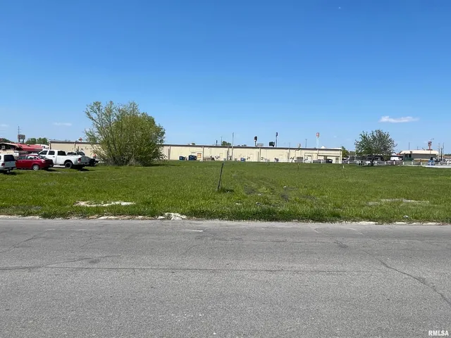 $325,000 | Tbd Coolidge Street, Marion, IL 62959