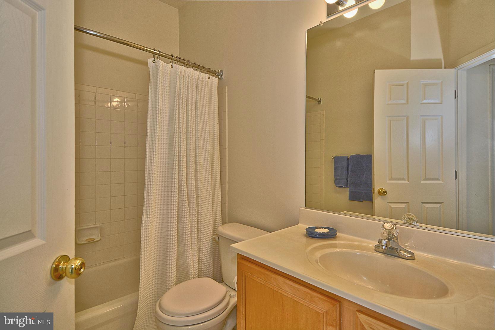 14022 Rockingham Road Germantown, MD 20874 - Photo 18 of 30 Bath