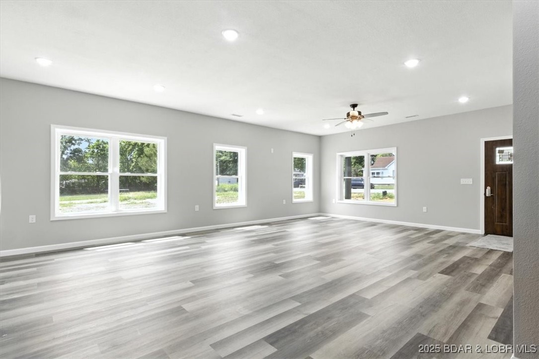 504 South Chestnut Street Eldon, MO 65026 - Photo 9 of 27