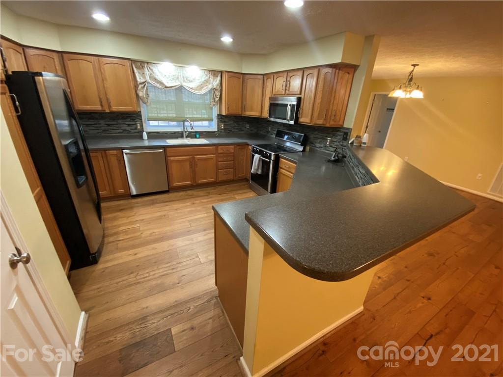 9808 Hickory Ridge Road Harrisburg, NC 28075 - Photo 3 of 20 Gallery Image 3