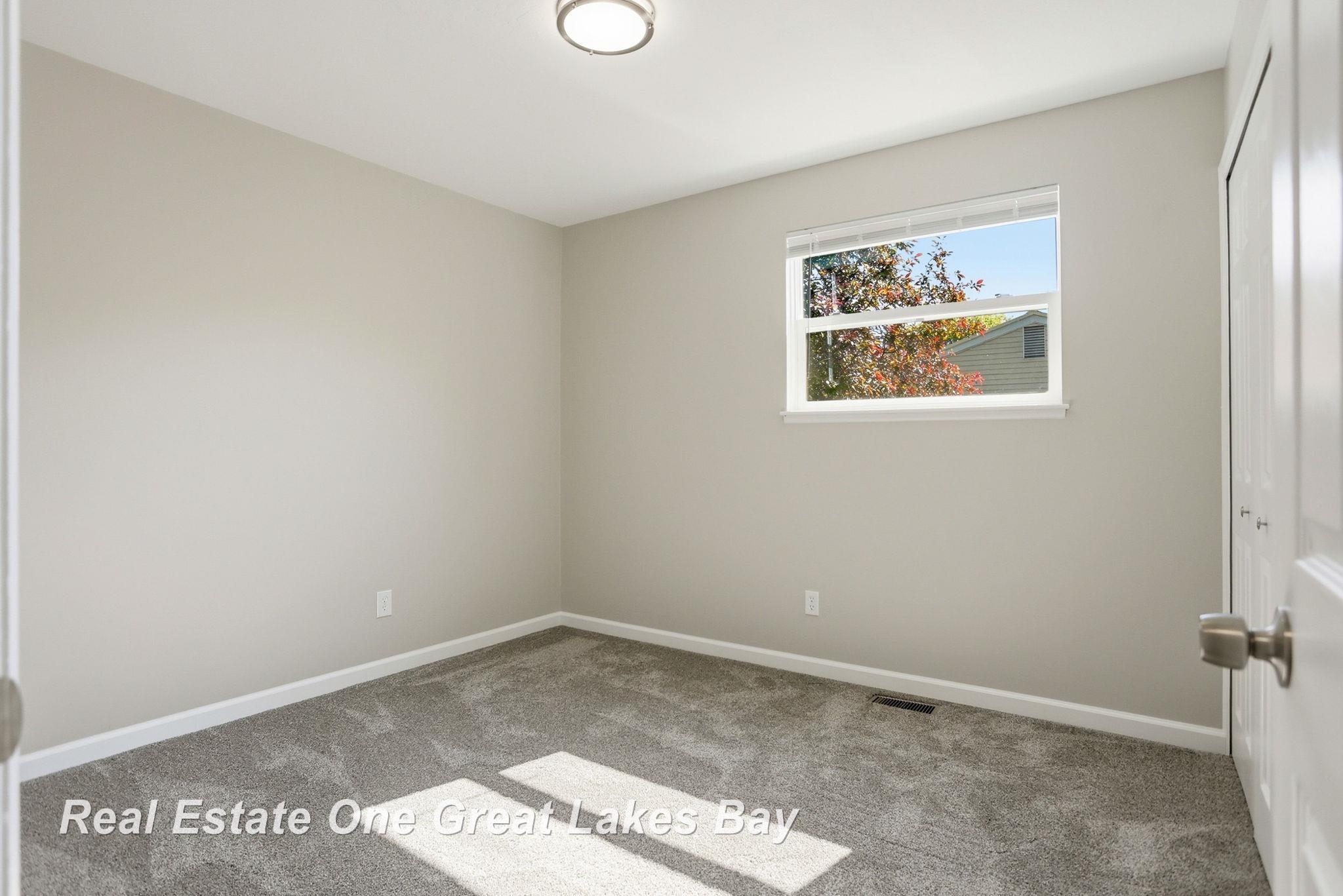 1813 Van Geisen Road Caro, MI 48723 - Photo 23 of 38