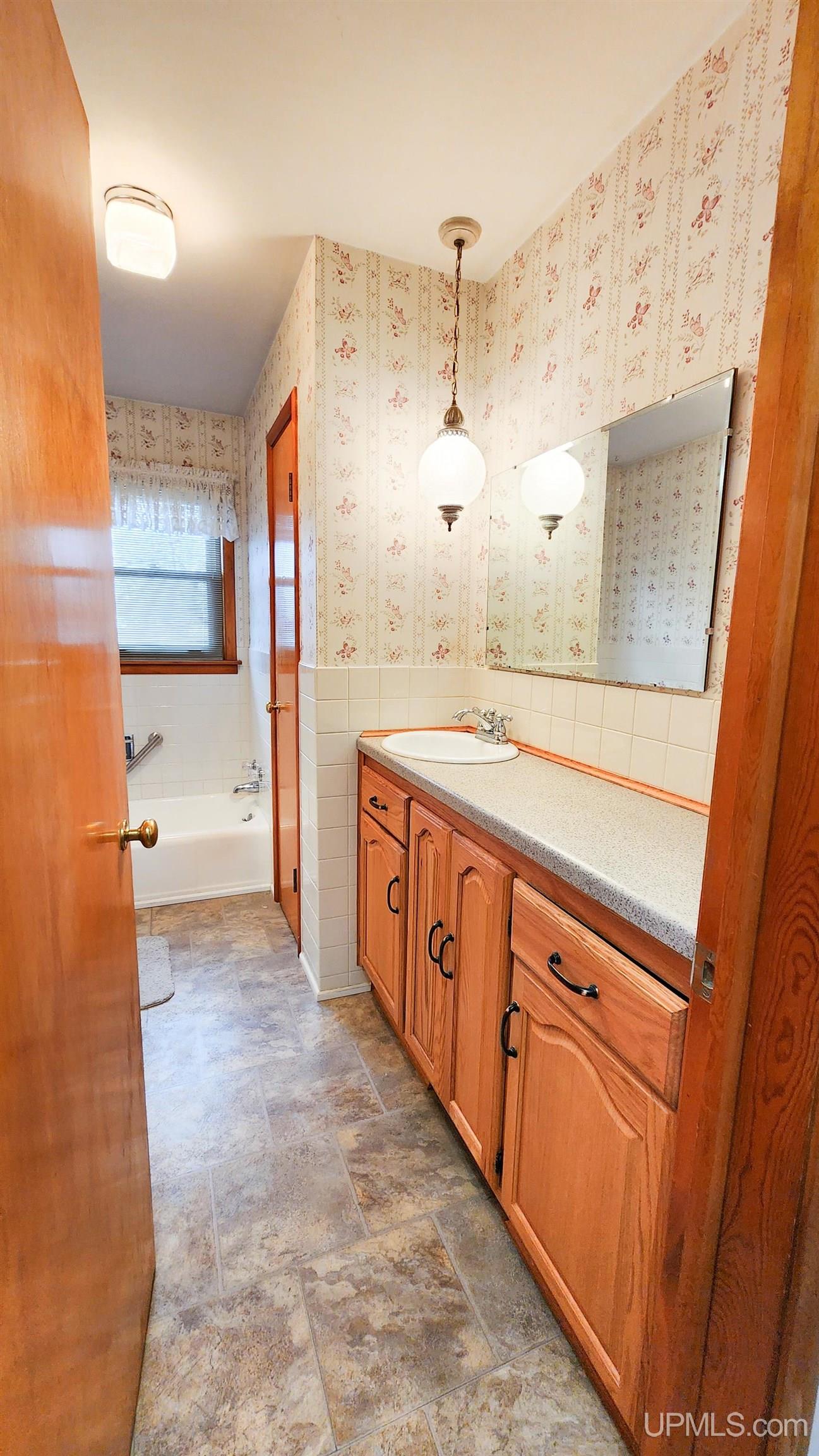 150 Daisy Street Ishpeming, MI 49849 - Photo 15 of 23 Gallery Image 15