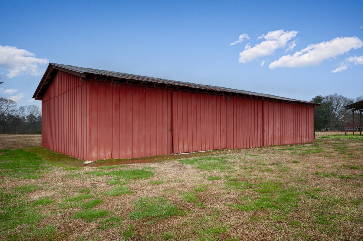 14052 Elk River Mills Road Athens, AL 35614 - Photo 36 of 43