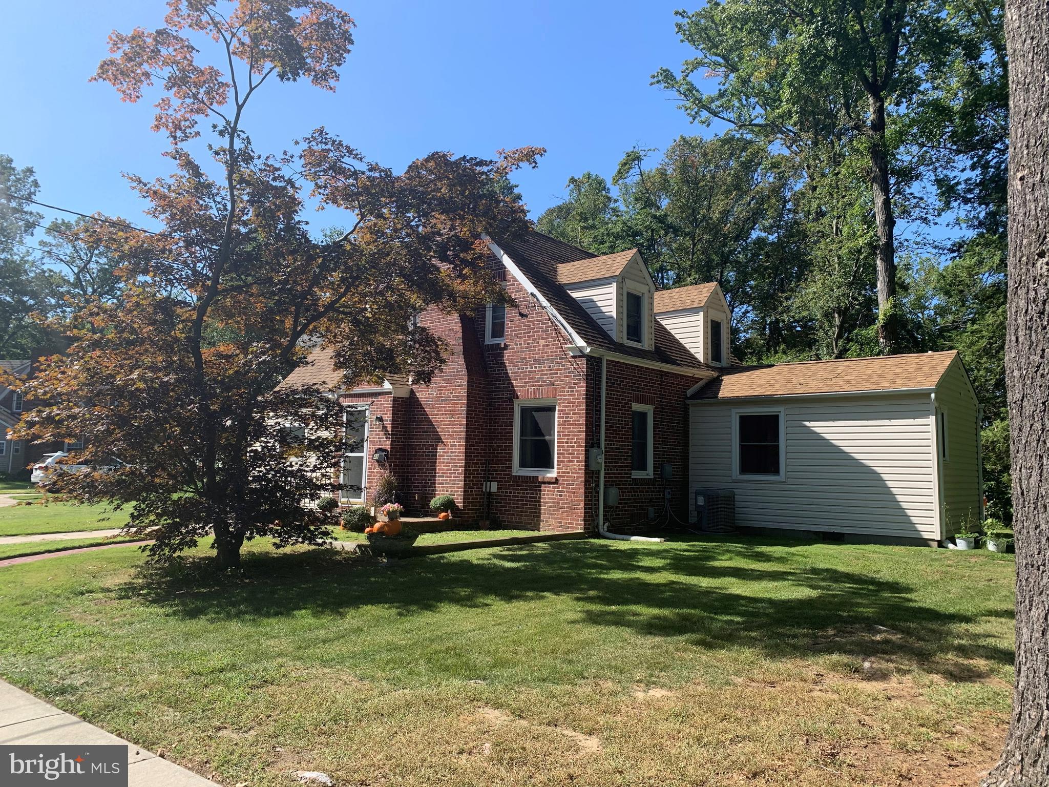 48 Devon Road Mount Holly, NJ 08060 - Photo 2 of 31