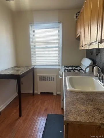 $2,000 | 133-22 Laurelton Parkway, Unit LOWR | Laurelton