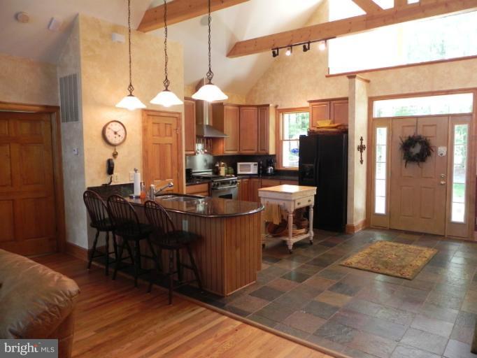 229 Busbees Point Road Bumpass, VA 23024 - Photo 7 of 19 Interior (General)