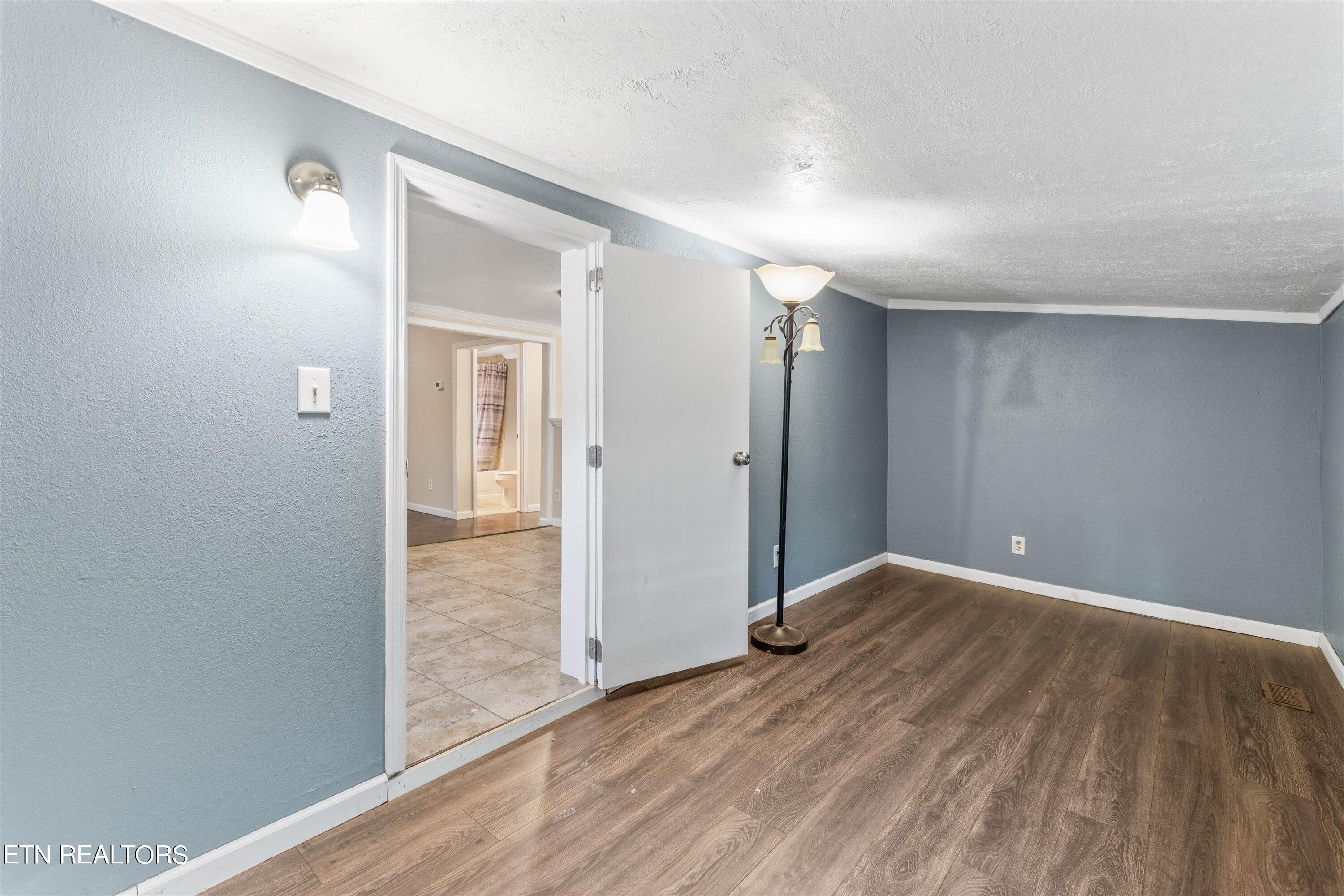 1600 Berry Road Knoxville, TN 37920 - Photo 13 of 33 Primary Bedroom