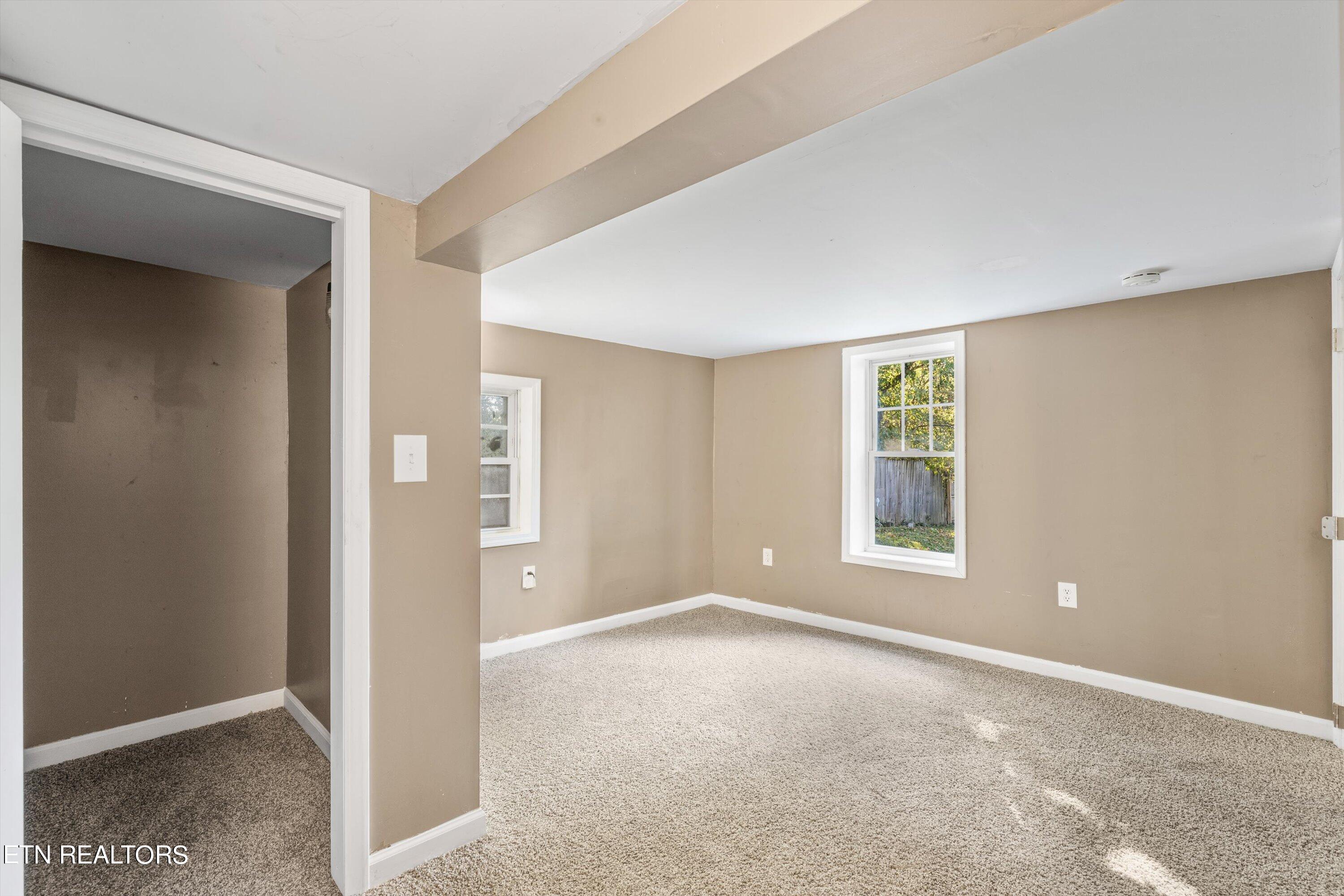 1600 Berry Road Knoxville, TN 37920 - Photo 23 of 33 Bedroom 4