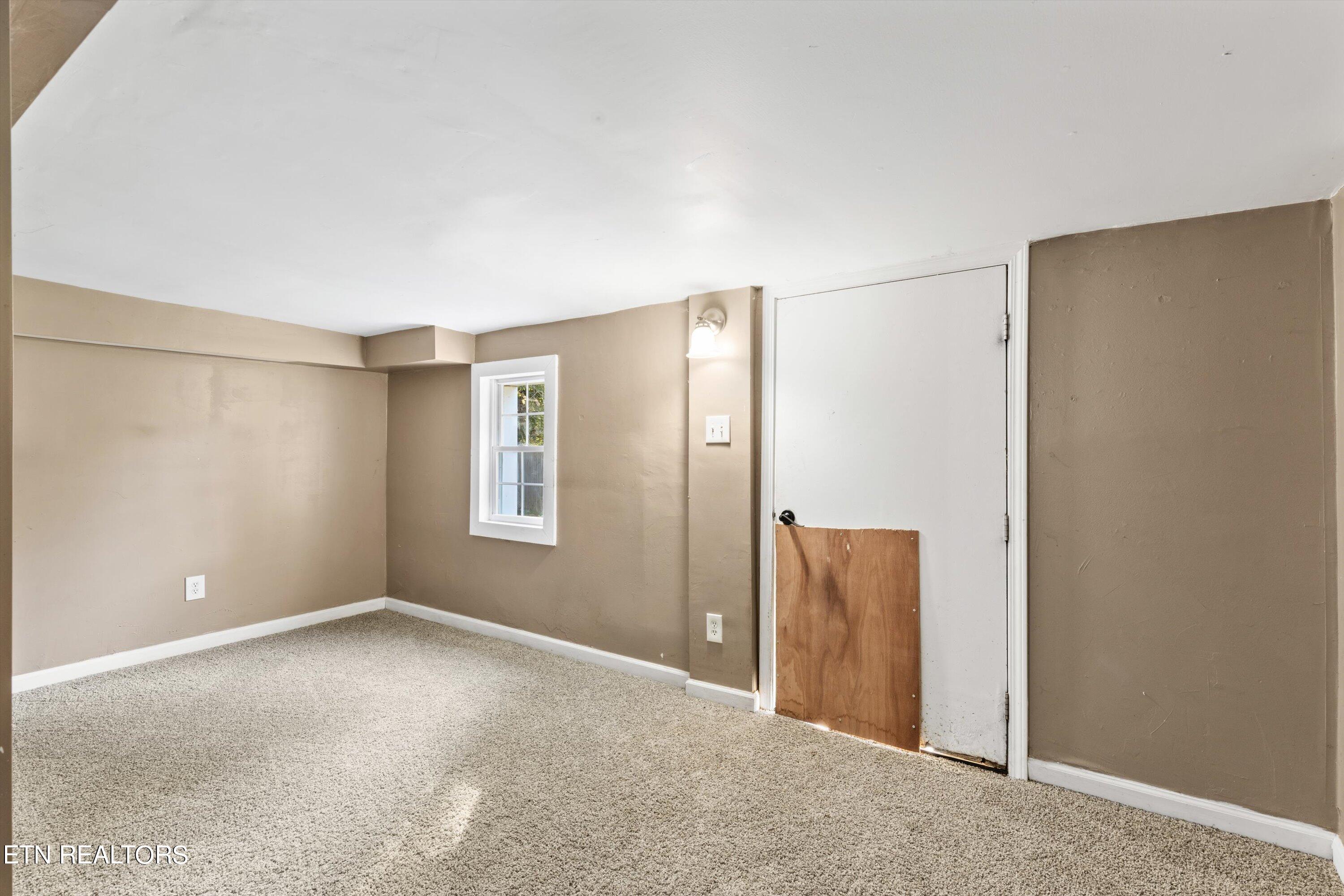 1600 Berry Road Knoxville, TN 37920 - Photo 26 of 33 Basement