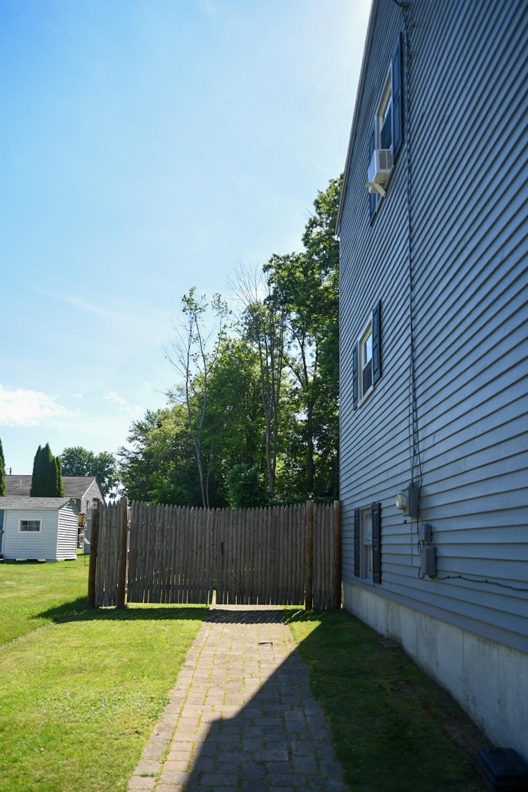 22 Edgewood Street Milford, NH 03055 - Photo 16 of 60
