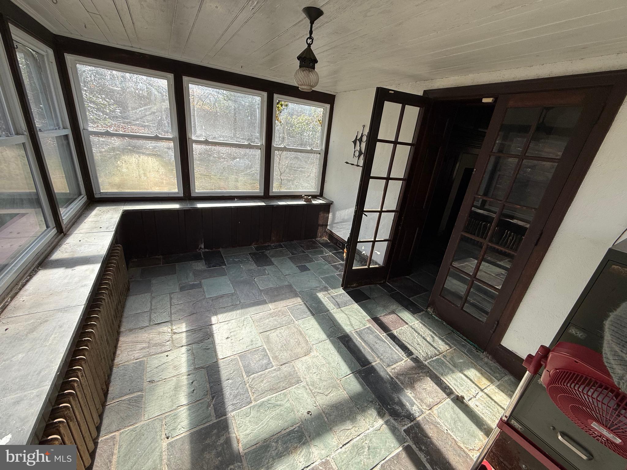 514 Edann Road Glenside, PA 19038 - Photo 13 of 34 Sun Room